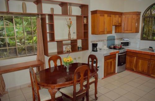 Esteli Hotel | Apart Hotel Acuarious de Luis