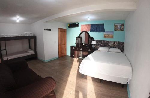 Corn Island Hostel | The Wave Hostel Corn Island