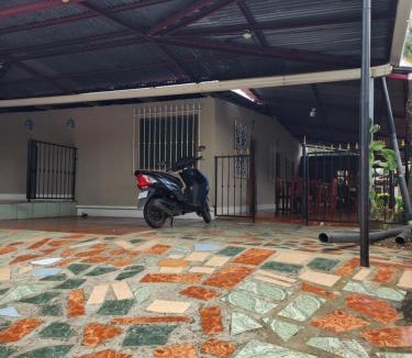 Ometepe Island House | Hostal Bullshark