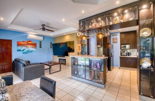 Playa Colorado Apartment | Hacienda Iguana Luxury Apartment with Pool & Golf