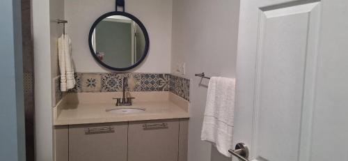 San Diego Apartment | Casa Bellavista - 2BR Beachview Apartment by Veritas Pacifica