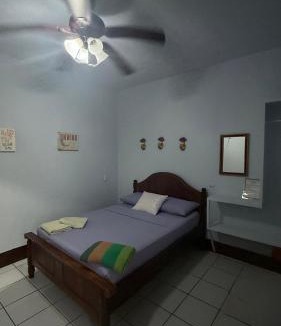 Little Corn Island Bed & Breakfast | Las Palmeras OceanView Hotel and Dive Center