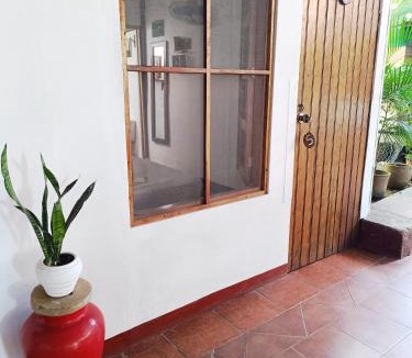 Leon Hotel | Casa de Los Berrios