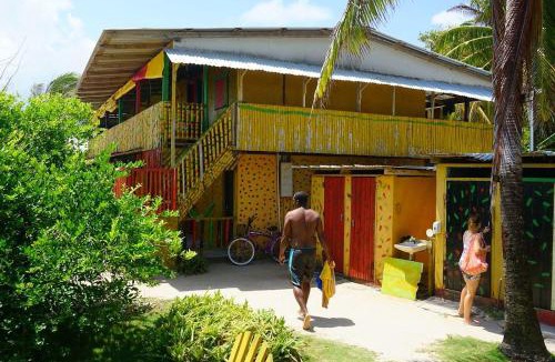 Little Corn Island House | Cool Spot Grace Place