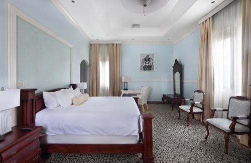 Leon Hotel | Hotel la Perla Leon
