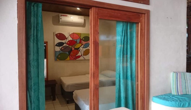 Casa Sirena Surf Lodge