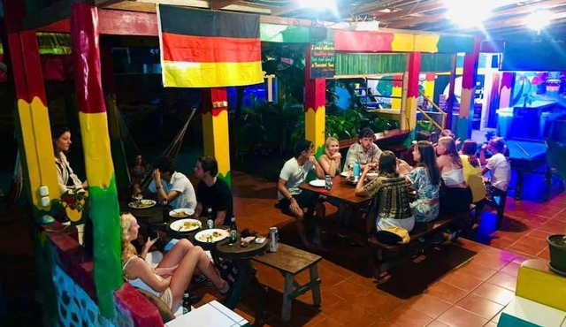 Lazy Crab Hostel in Balgüe