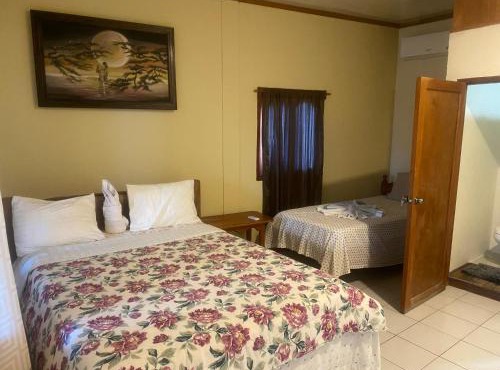 Hotel Restaurante Los Cocos in Santa Cruz