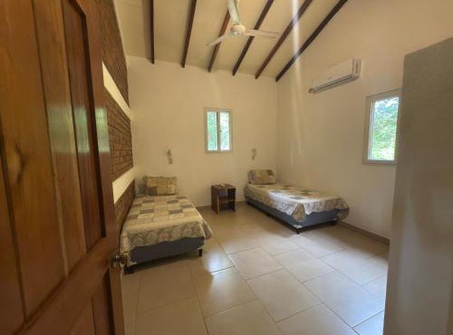 Casa Amarilla